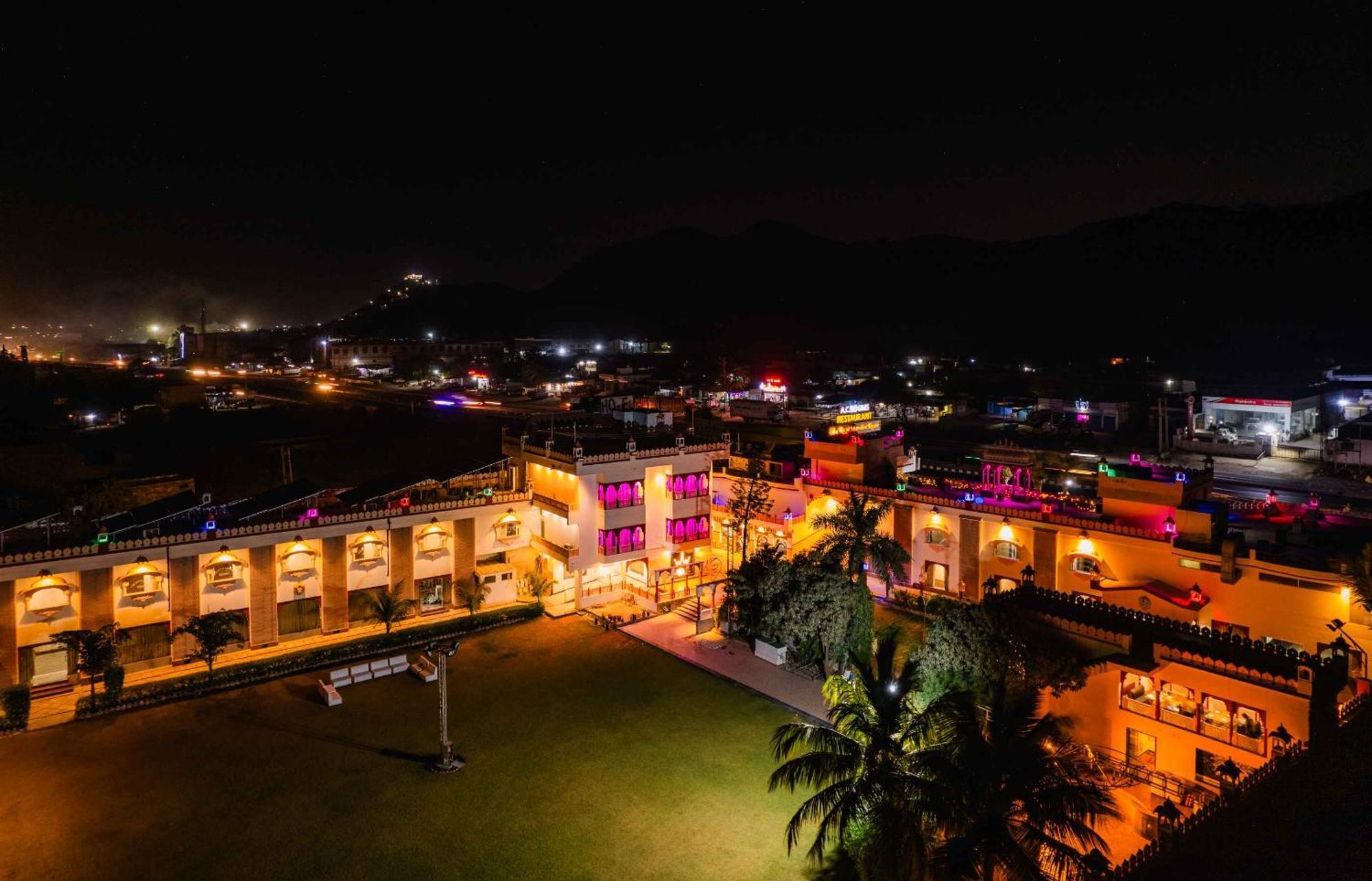אג'מר The Royal Paradise Resort And Salt Yard מראה חיצוני תמונה